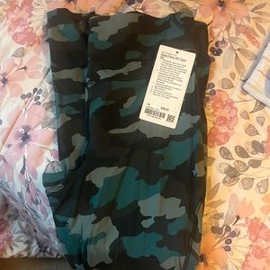Lululemon base pace HR tight 25 inch size 14
